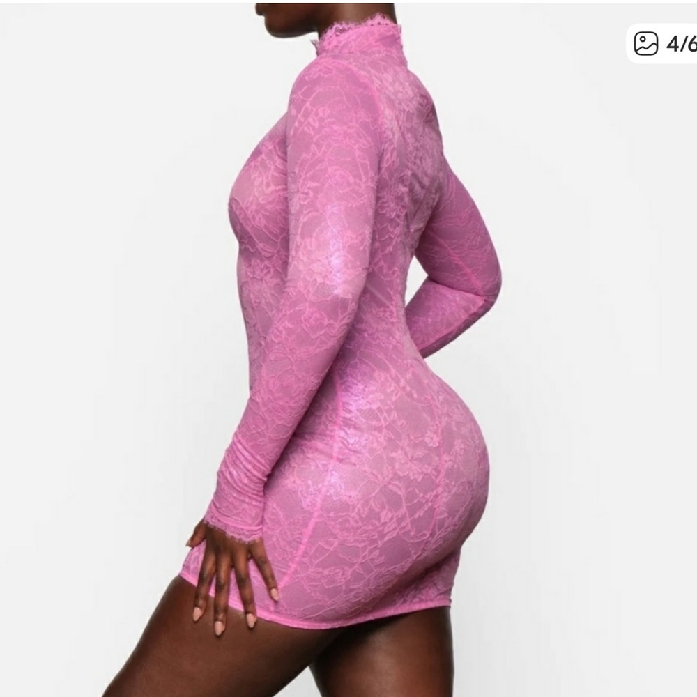 NWT Skims Pink Lace Long Sleeve Dress Small